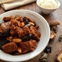 Hong Shao Kao Fu - Braised Wheat Gluten with Mushrooms, by aedison.aieoederdu.tk