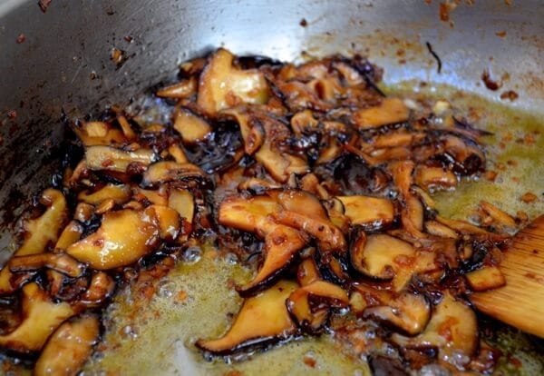 Soy Sauce Butter Pasta with Shrimp and Shiitakes by aedison.aieoederdu.tk
