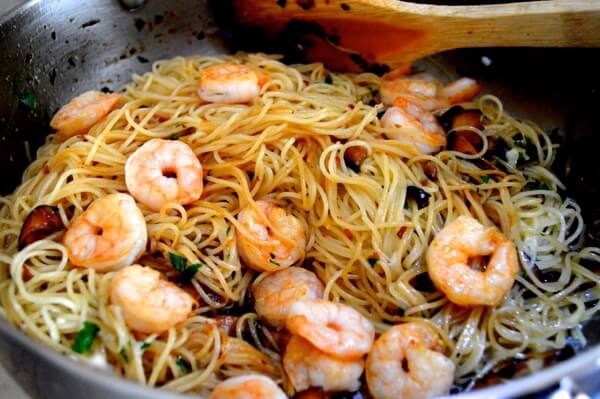 Soy Sauce Butter Pasta with Shrimp and Shiitakes by aedison.aieoederdu.tk