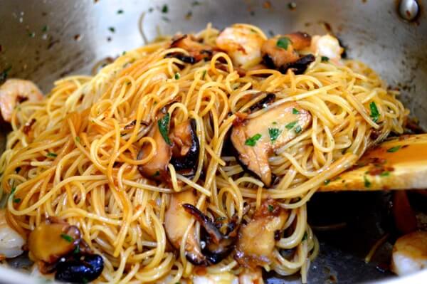 Soy Sauce Butter Pasta with Shrimp and Shiitakes by aedison.aieoederdu.tk
