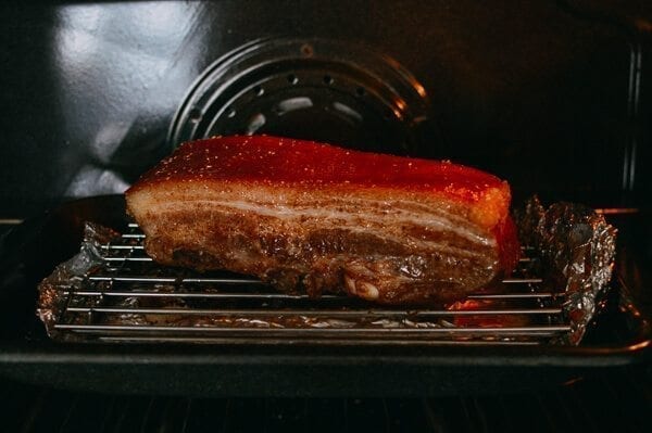 Cantonese Roast Pork Belly, by aedison.aieoederdu.tk