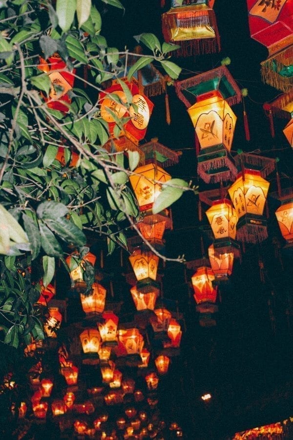 Chengdu Temple Fair, Chinese New Year Celebration, by aedison.aieoederdu.tk