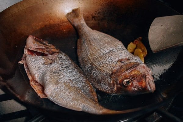 Pan-Fried Fish - Chinese Whole Fish Recipe, by aedison.aieoederdu.tk
