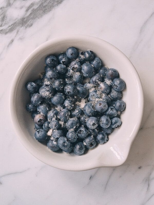 Blueberry Pancakes, by aedison.aieoederdu.tk