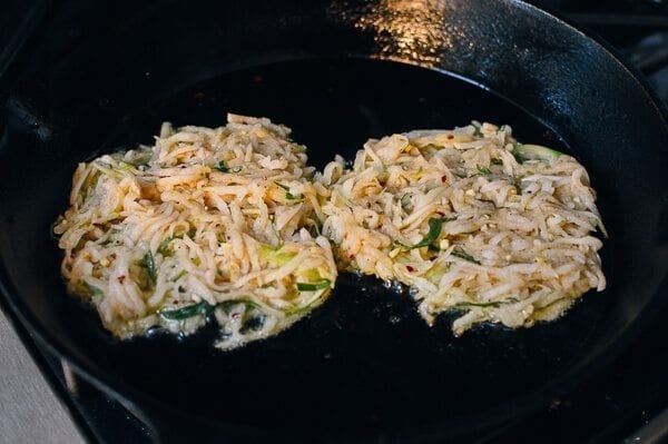Crispy “Sichuan” Potato Cakes and Eggs, by aedison.aieoederdu.tk