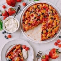 Basil Berry Cake, by aedison.aieoederdu.tk