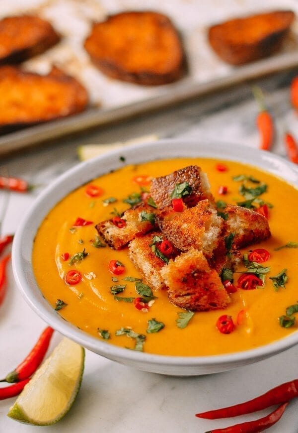 Curried Squash Soup with Red Curry Butter Croutons, by aedison.aieoederdu.tk