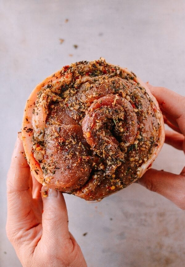 Porchetta, by aedison.aieoederdu.tk