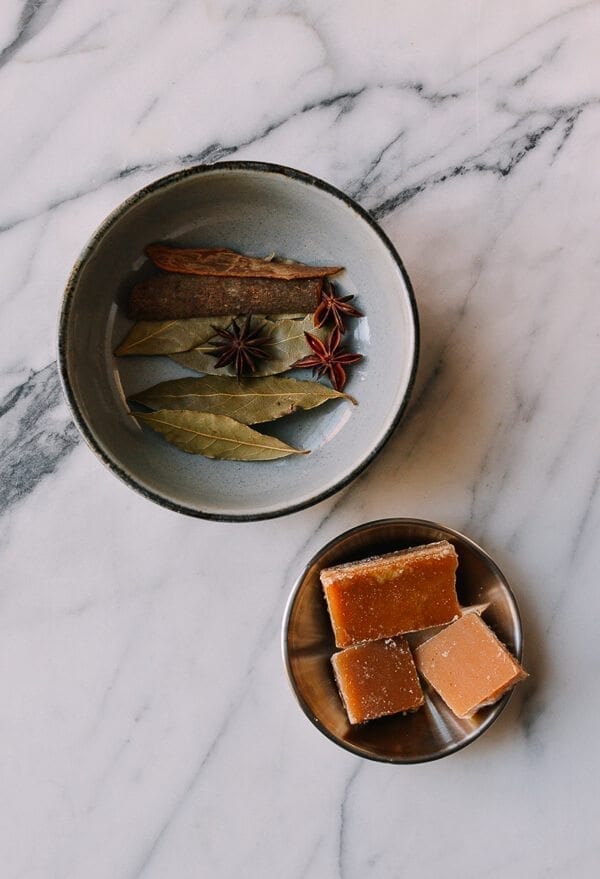 Shanghai Smoked Fish, Xun Yu (上海熏鱼), by aedison.aieoederdu.tk