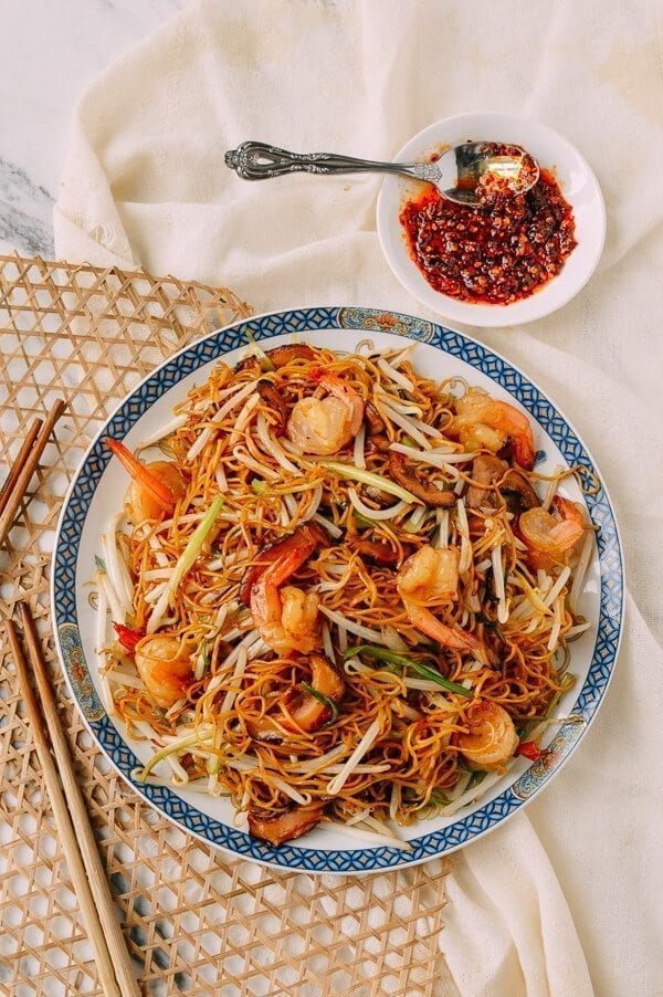 Hong Kong Style Shrimp Chow Mein Noodles, by aedison.aieoederdu.tk