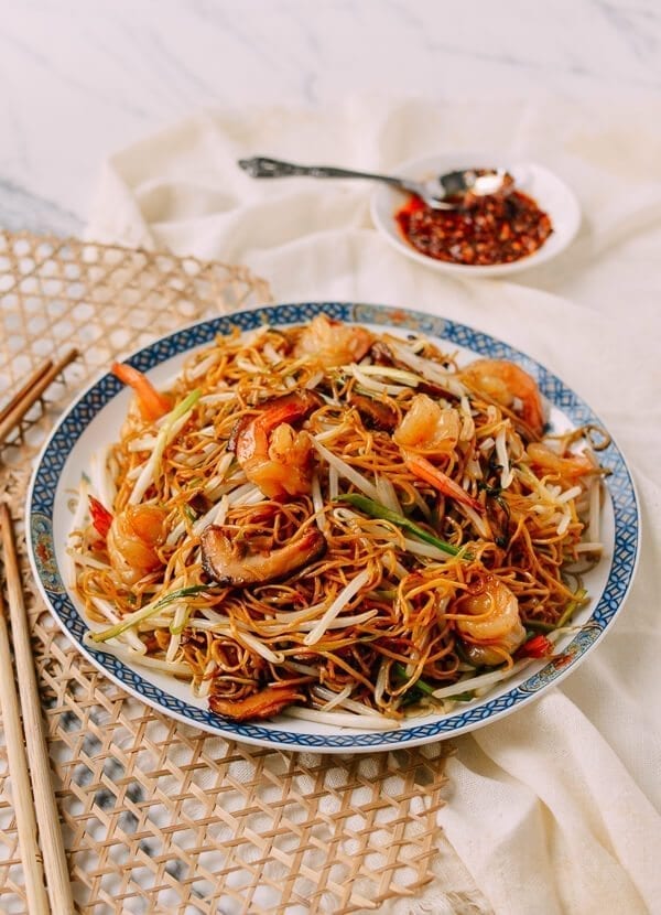 Hong Kong Style Shrimp Chow Mein Noodles, by aedison.aieoederdu.tk