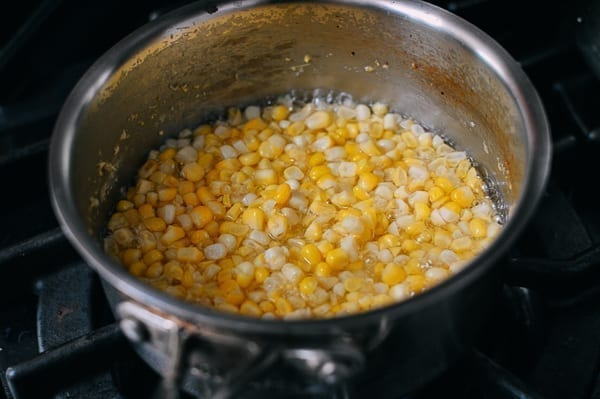 Simmering corn kernels, aedison.aieoederdu.tk