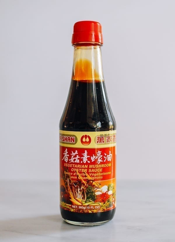 Bottle of wan ja shan vegetarian oyster sauce, aedison.aieoederdu.tk