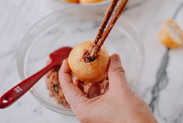 Stuffing fried gluten ball with filling, aedison.aieoederdu.tk