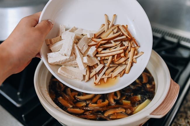 Adding spiced tofu and firm tofu to soup, aedison.aieoederdu.tk