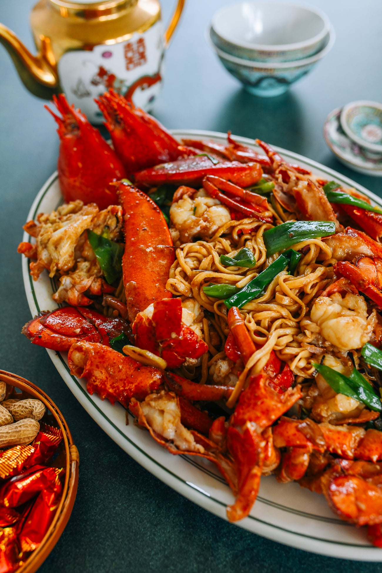 Lobster Yee Mein by aedison.aieoederdu.tk